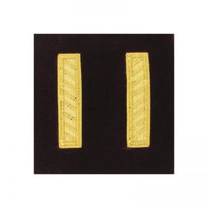 Attentes sur velours médecin officier supérieur
