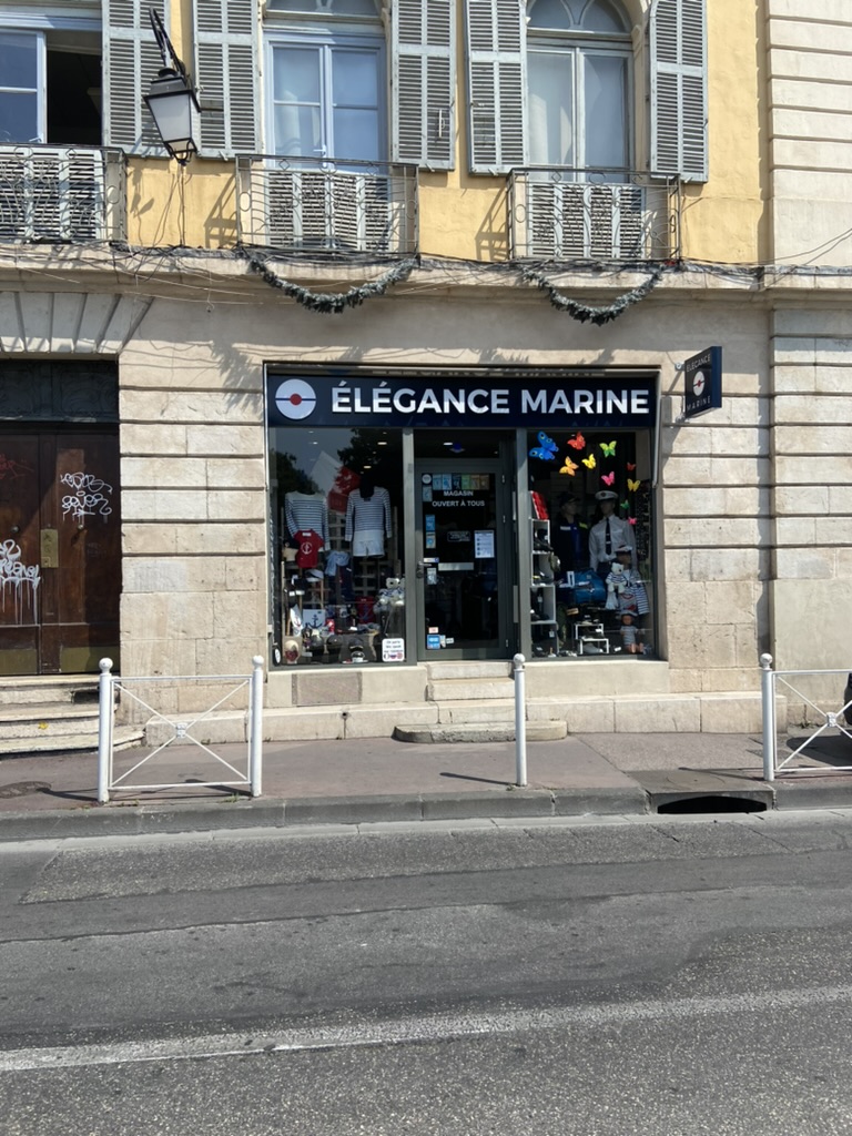 Photo de la devanture du Magasin Elegance Marine situé à Toulon dans le Var